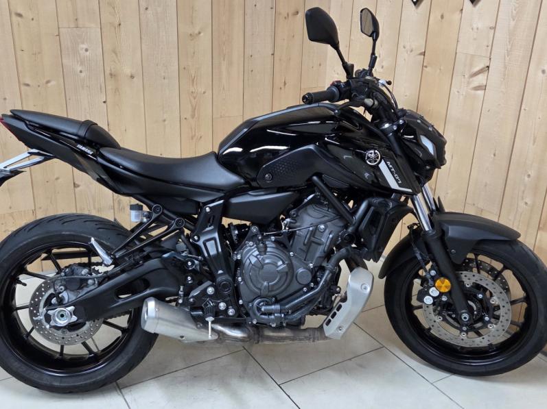 YAMAHA MT 07 (47.5CV) 2024